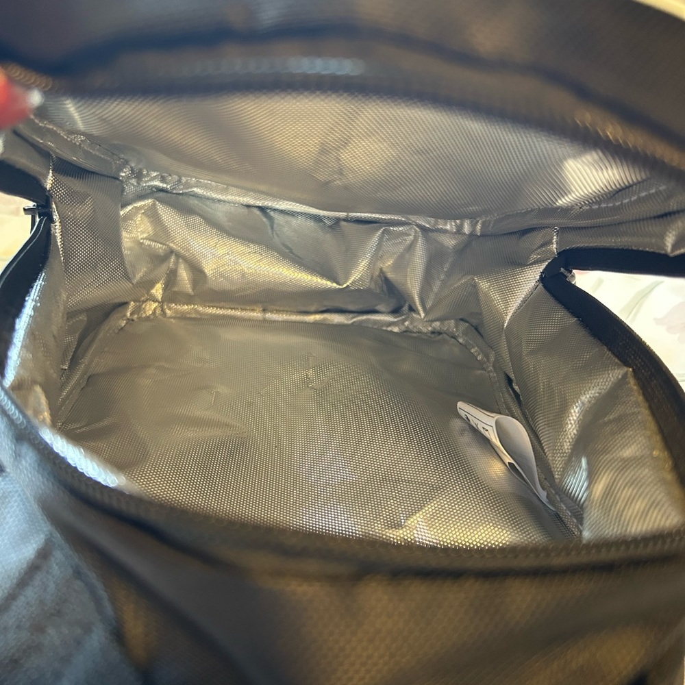 Adidas Black and White Insulated Bag - Picture 4 of 5